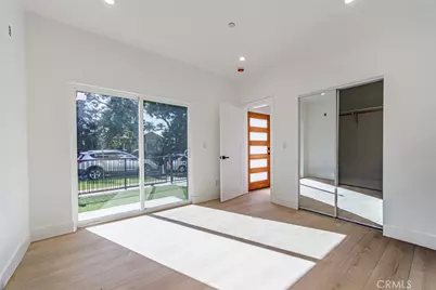5207 W 20th, Los Angeles, CA 90016 - Photo 42