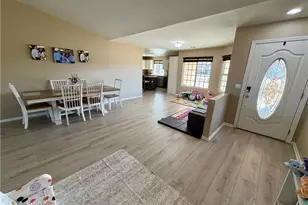 9725 Susan Ave, California City, CA 93505 - Photo 10