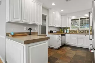 9710 Lubao Ave, Chatsworth, CA 91311 - Photo 8