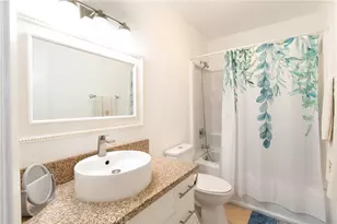 9551 Via Ricardo, Burbank, CA 91504 - Photo 14