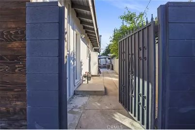 20422 20424 Schoenborn, Winnetka, CA 91306 - Photo 46