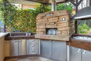 922 E Providencia Ave, Burbank, CA 91501 - Photo 58