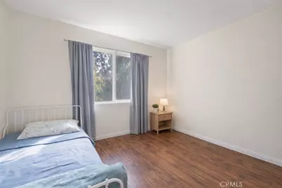 1025 W Calle De La Luna Unit#2, Azusa, CA 91702 - Photo 8