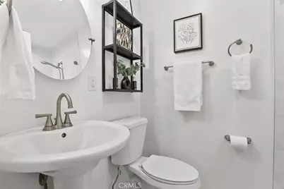 10000 Amestoy Avenue, Northridge, CA 91325 - Photo 18