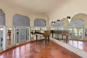 8618 La Tuna Canyon Rd, Los Angeles, CA 91352 - Photo 12