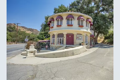 8618 La Tuna Canyon Road, Los Angeles, CA 91352 - Photo 34