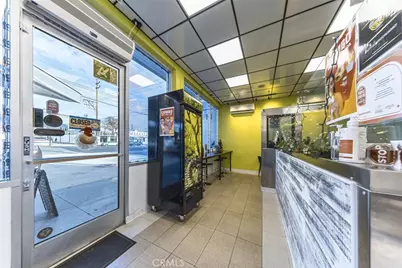 341 N Victory Boulevard, Burbank, CA 91502 - Photo 10