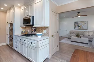 405 N Beachwood, Burbank, CA 91506 - Photo 12