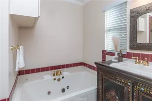 405 N Beachwood, Burbank, CA 91506 - Photo 20