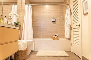 877 Francisco, Los Angeles, CA 90017 - Photo 18