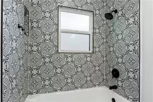 1236 S Cloverdale, Los Angeles, CA 90019 - Photo 22