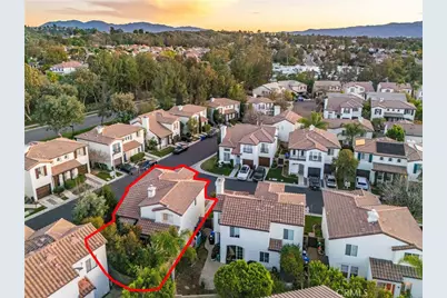 23301 Montecito, Valencia, CA 91354 - Photo 38
