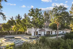 19538 Redwing, Tarzana, CA 91356 - Photo 2