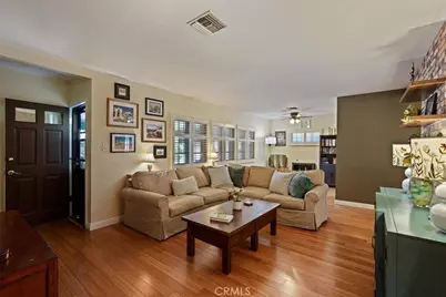 10857 Crockett Street, Los Angeles, CA 91352 - Photo 2