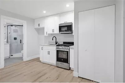 16052 & 16050 Bahama Street, North Hills, CA 91343 - Photo 22