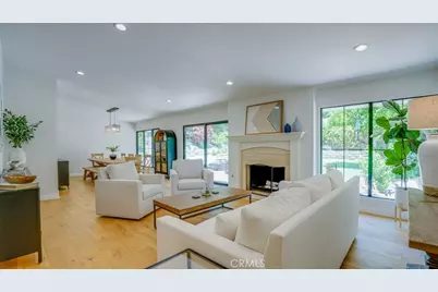 22914 Gershwin Drive, Woodland Hills, CA 91364 - Photo 4