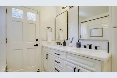 22914 Gershwin Drive, Woodland Hills, CA 91364 - Photo 42