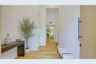 22914 Gershwin Drive, Woodland Hills, CA 91364 - Photo 8