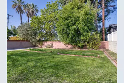 13607 Huston Street, Sherman Oaks, CA 91423 - Photo 34