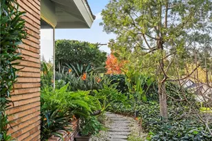 2064 Oak Valley, Glendale, CA 91208 - Photo 40