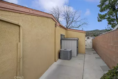 19324 Fairweather, Canyon Country, CA 91351 - Photo 40