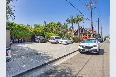 1909 Pacific Avenue, Venice, CA 90291 - Photo 2