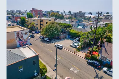 1909 Pacific Avenue, Venice, CA 90291 - Photo 12