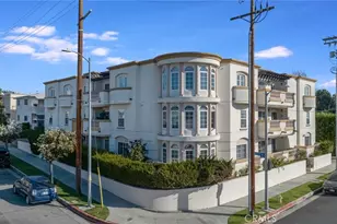 4832 Whitsett Ave, Valley Village, CA 91607 - Photo 2