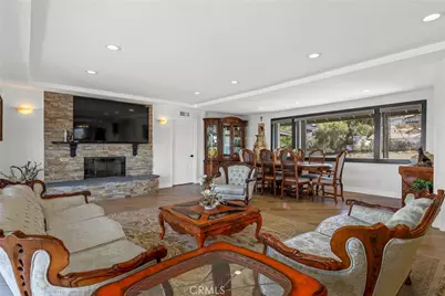 5164 N Faris Lane, Woodland Hills, CA 91364 - Photo 16