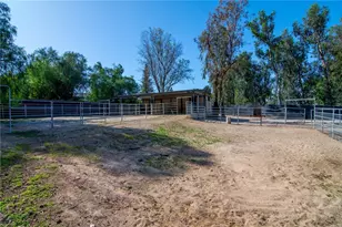 922 Carefree, Simi Valley, CA 93065 - Photo 40