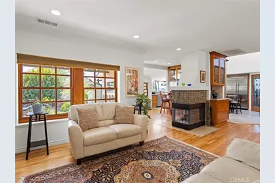 1012 N Sunset Canyon Drive, Burbank, CA 91504 - Photo 18