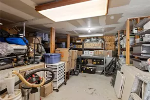 1012 N Sunset Canyon Dr, Burbank, CA 91504 - Photo 44