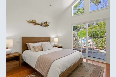 1012 N Sunset Canyon Drive, Burbank, CA 91504 - Photo 34