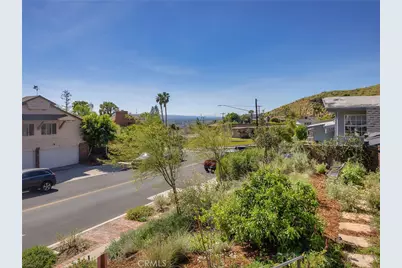 1012 N Sunset Canyon Drive, Burbank, CA 91504 - Photo 42