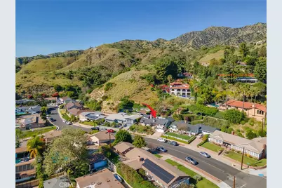 1012 N Sunset Canyon Drive, Burbank, CA 91504 - Photo 72