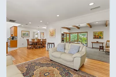 1012 N Sunset Canyon Drive, Burbank, CA 91504 - Photo 22