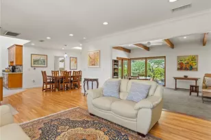 1012 N Sunset Canyon Dr, Burbank, CA 91504 - Photo 22