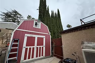 27939 Oakgale, Canyon Country, CA 91351 - Photo 36