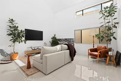 10926 Bluffside Drive #30, Studio City, CA 91604 - Photo 6