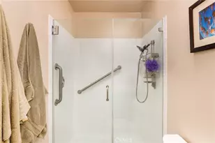 615 E Olive, Burbank, CA 91501 - Photo 16