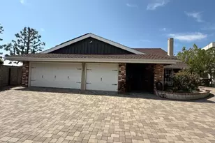 3003 Mesa Verde Dr, Burbank, CA 91504 - Photo 4