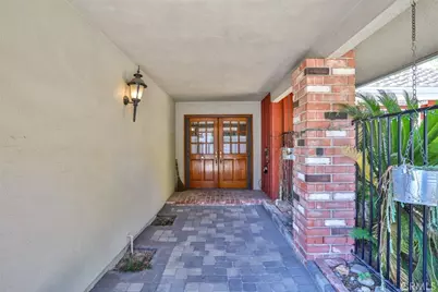 3003 Mesa Verde Drive, Burbank, CA 91504 - Photo 16