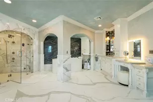 330 Kempton Rd, Glendale, CA 91202 - Photo 30