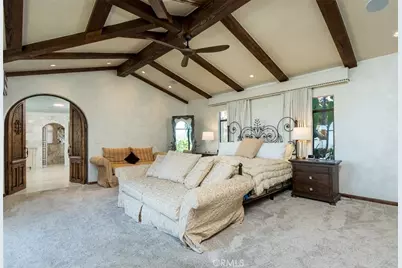 330 Kempton Road, Glendale, CA 91202 - Photo 22