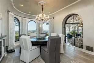 330 Kempton Rd, Glendale, CA 91202 - Photo 16