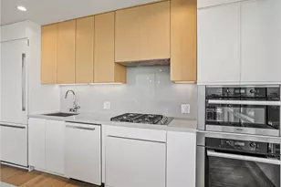 877 Francisco St, Los Angeles, CA 90017 - Photo 10