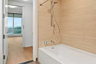 877 Francisco St, Los Angeles, CA 90017 - Photo 30