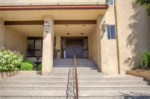 5412 Lindley Ave, Encino, CA 91316 - Photo 2