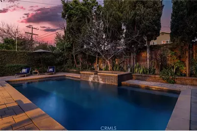 898 S Victoria, Los Angeles, CA 90005 - Photo 52