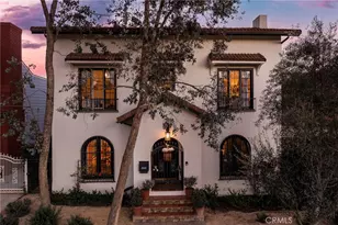 898 S Victoria, Los Angeles, CA 90005 - Photo 1